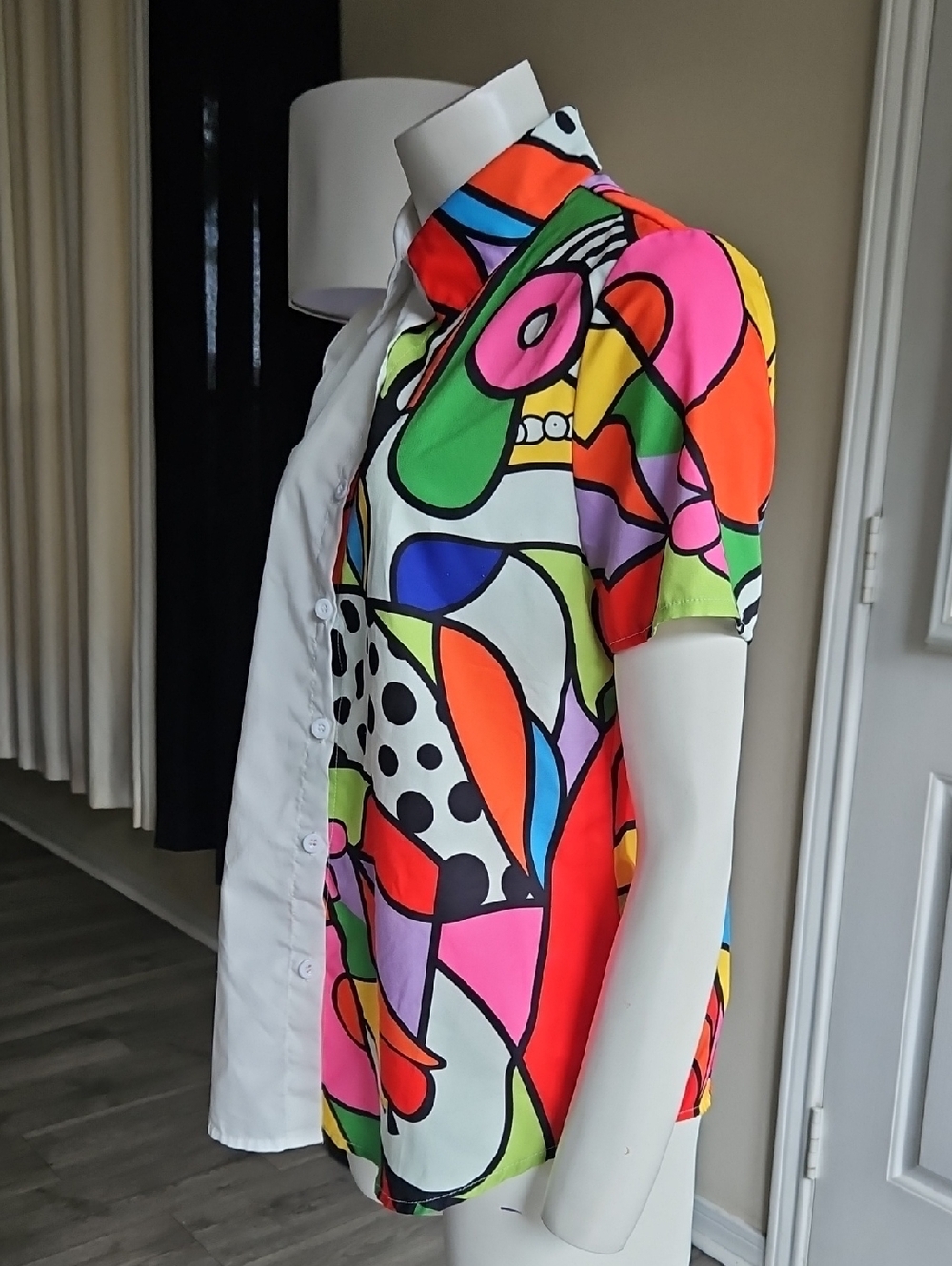 SHEIN Abstract Graphic Split Button Down Shirt
